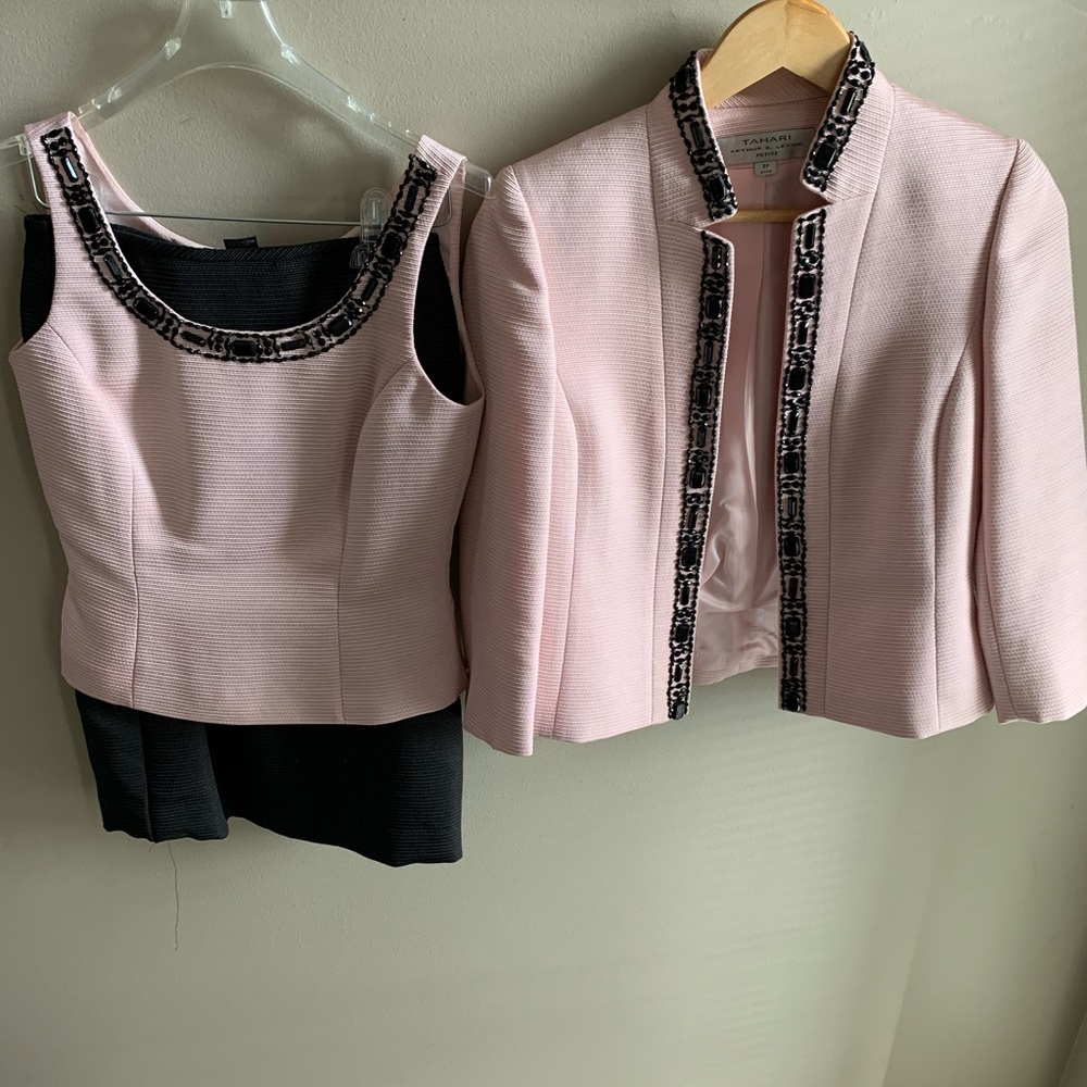 Tabari 3 piece suit size 2P